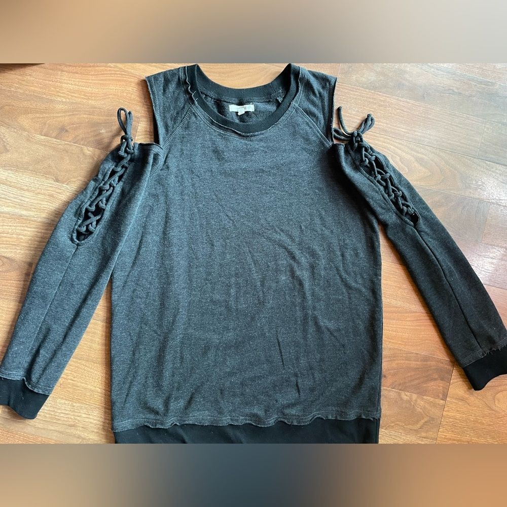 Womens Maurices SML open shoulder lace long sleeve sexy shirt black sweatshirt